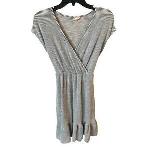 CAUTION TO THE WIND Anthropologie Faux Wrap rib ruffle hem cap sleeve dress sz S